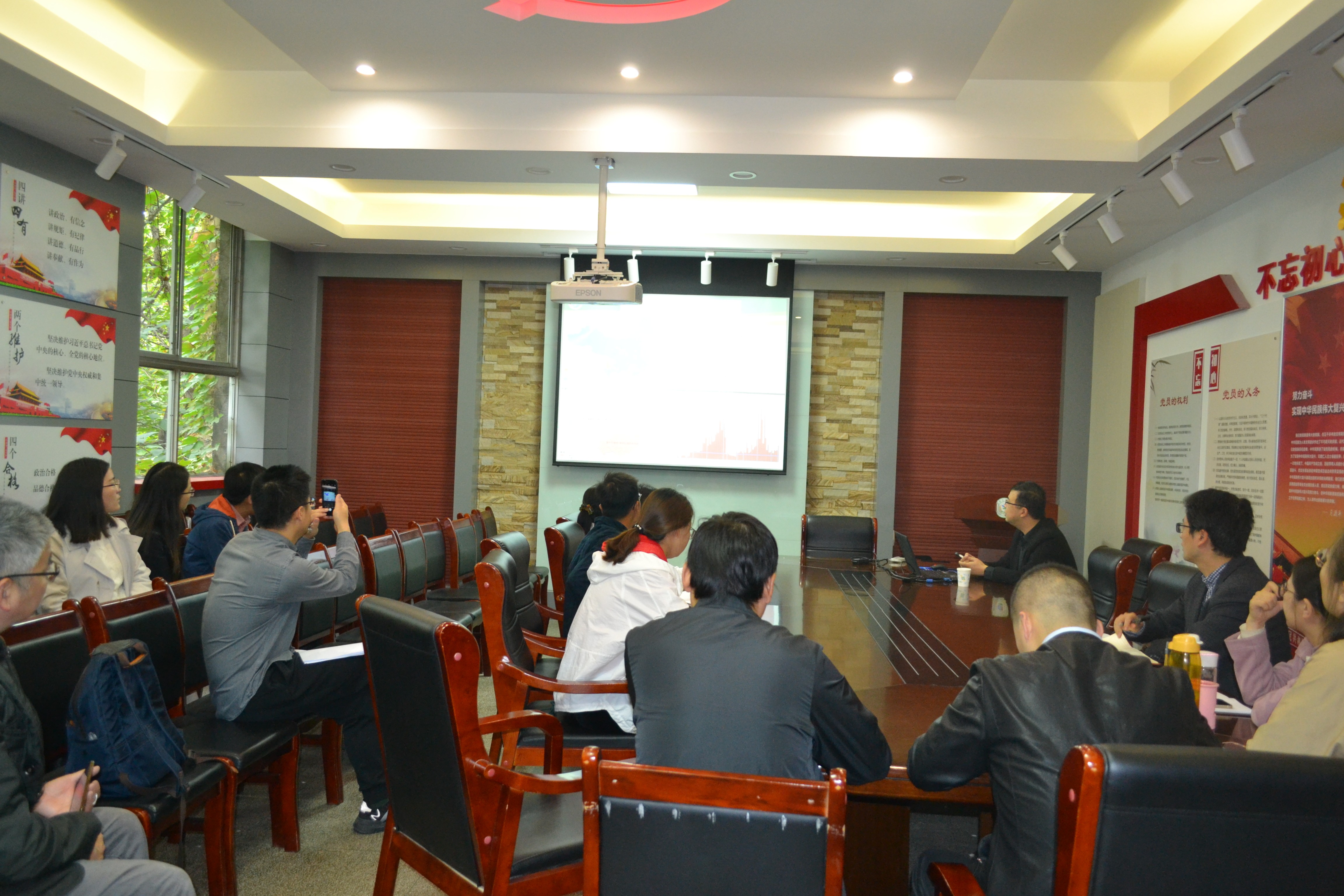 ���ֶ���������