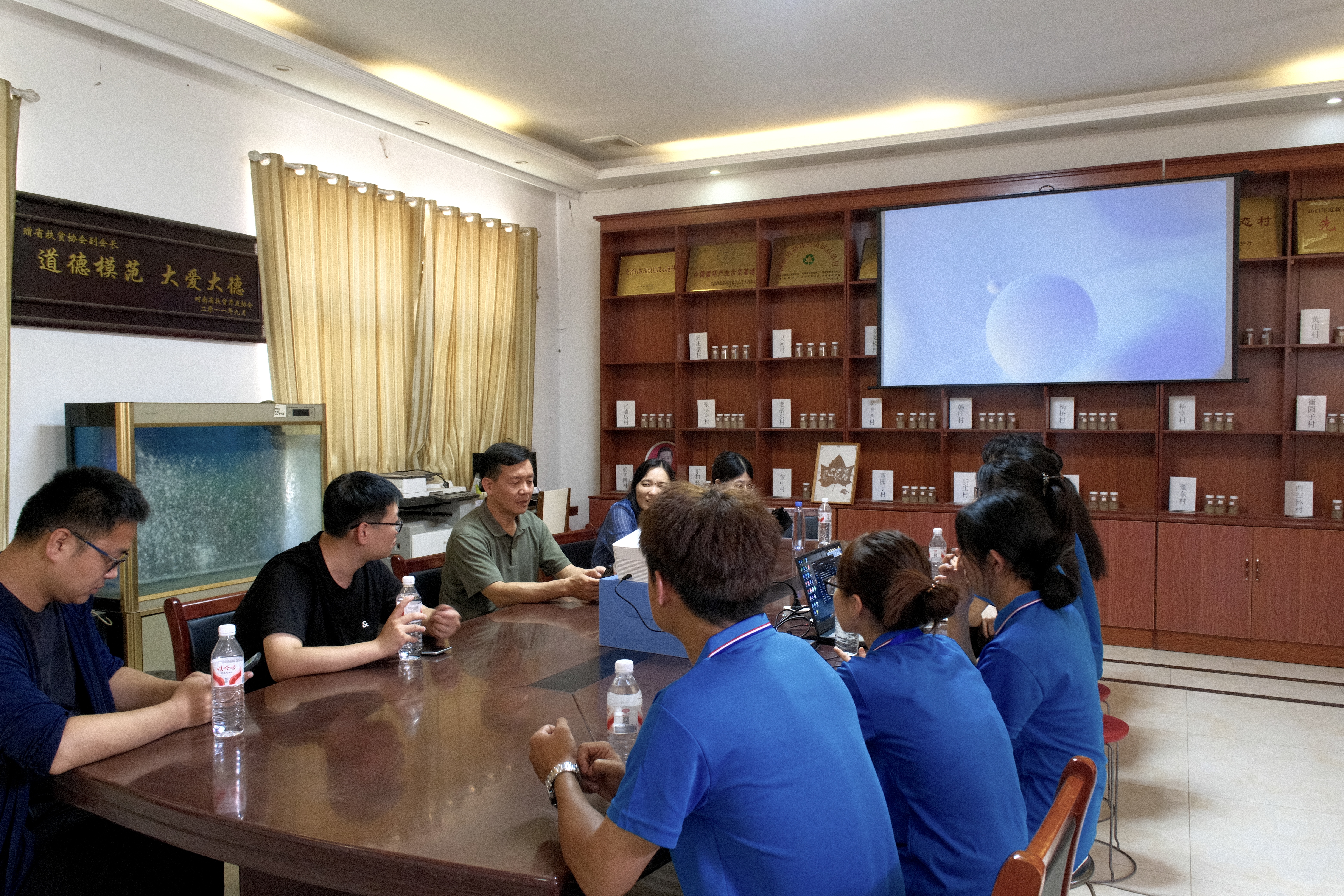 ���ֶ���������