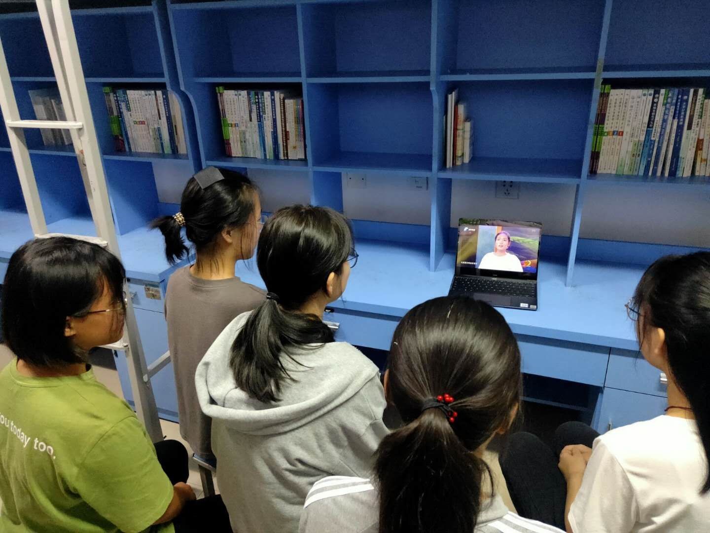 ���ֶ���������