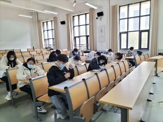 ���ֶ���������