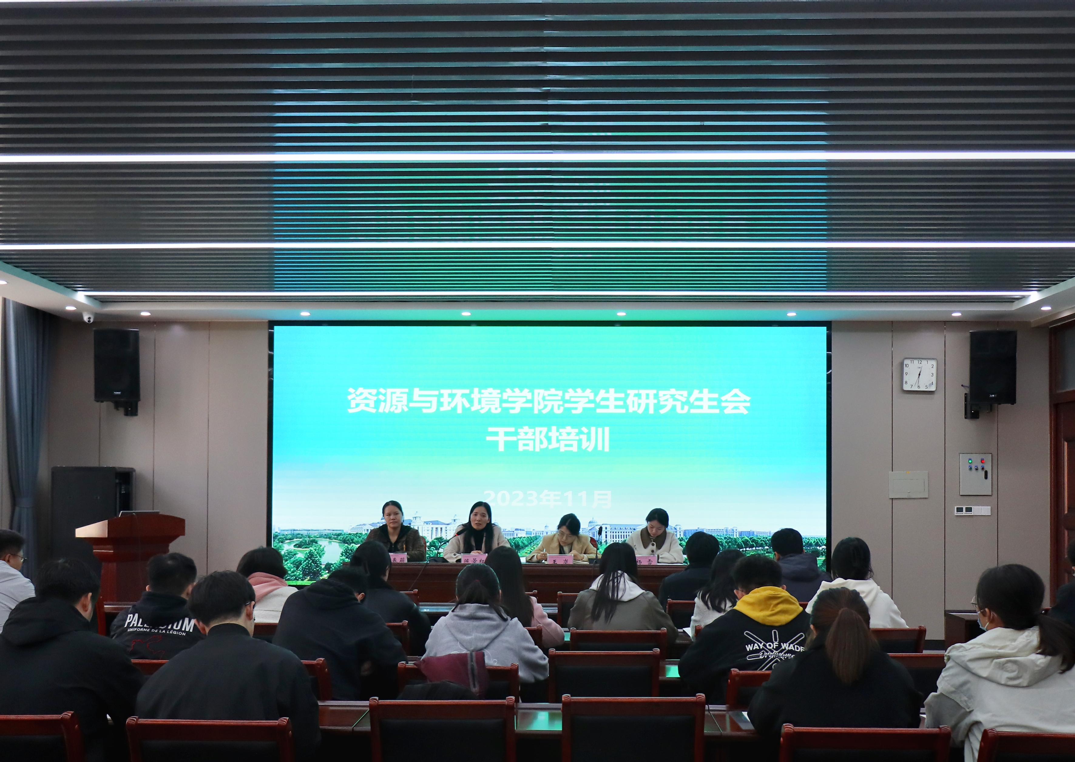 ���ֶ���������