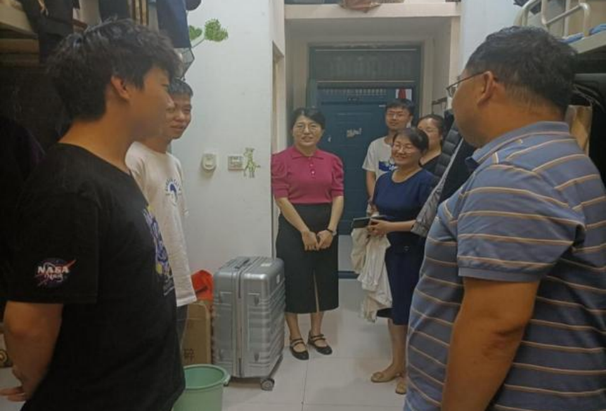 ���ֶ���������