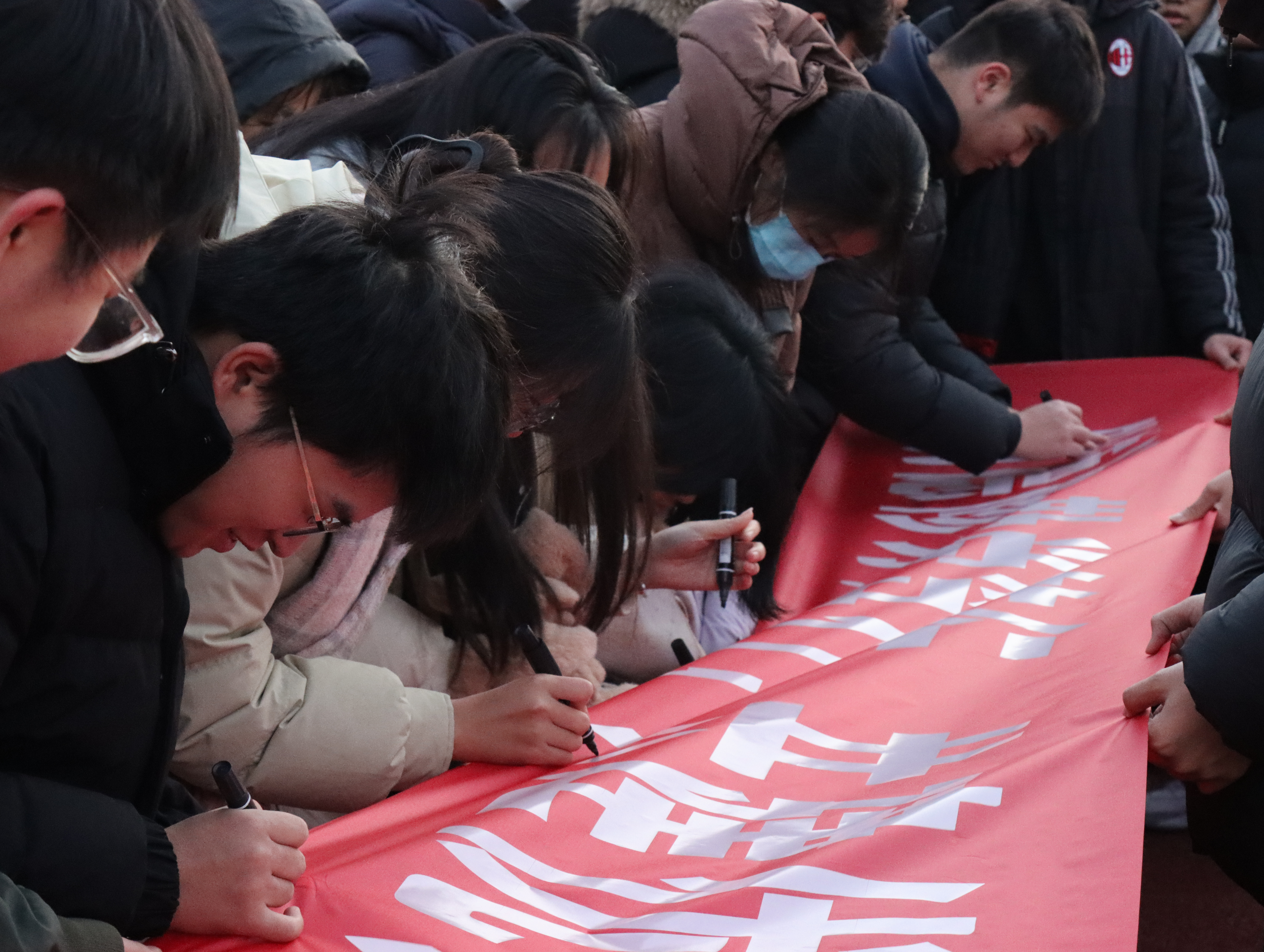 ���ֶ���������