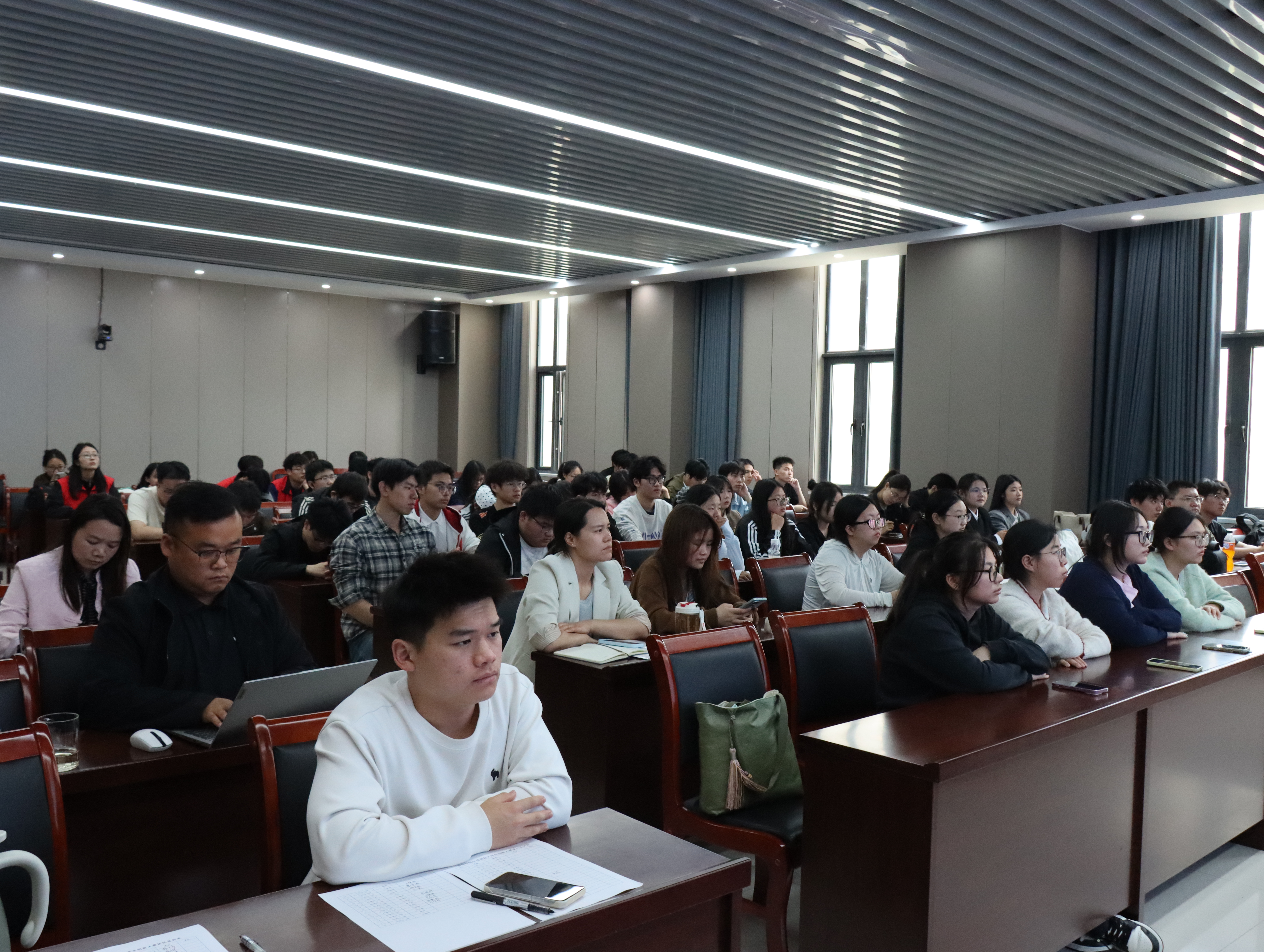 ���ֶ���������